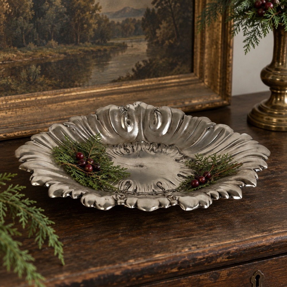 Reed & Barton Scalloped Silverplate Bowl Repousse Ornate Scalloped Centerpiece